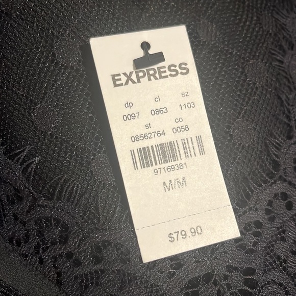 NWT EXPRESS TOP SIZE MEDIUM - Picture 8 of 8